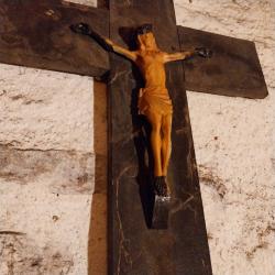 Tr&egrave;s ancien crucifix