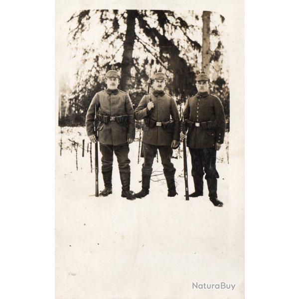 CPA - photo -D'un groupe de soldats allemands- N�7271