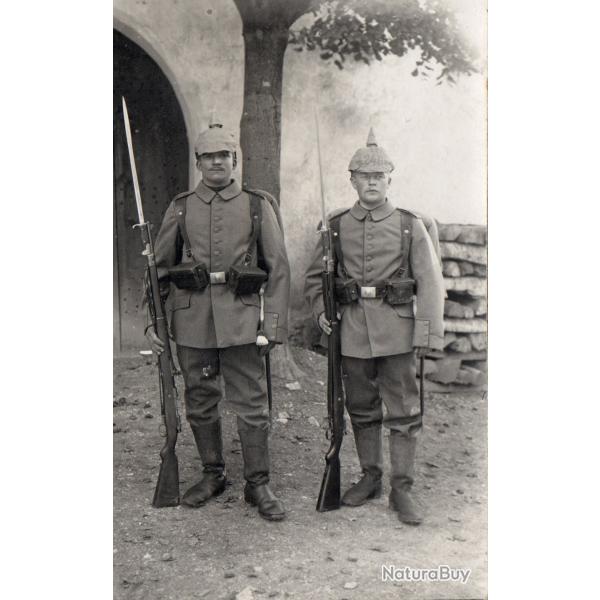 CPA - photo -D'un groupe de soldats allemands- N�7273