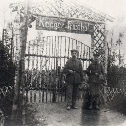 CPA - photo -D'un groupe de soldats allemands- N&deg;7275