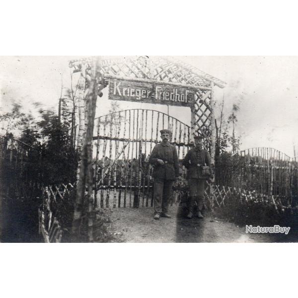 CPA - photo -D'un groupe de soldats allemands- N�7275