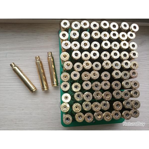 Lot de 83 �tuis .300 Win Mag., d�samorc�s, nettoy�s.
