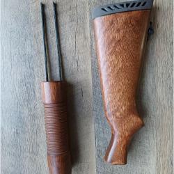 Crosse et pompe en bois Mossberg 500