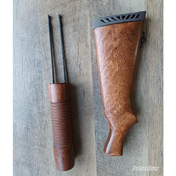 Crosse et pompe en bois Mossberg 500