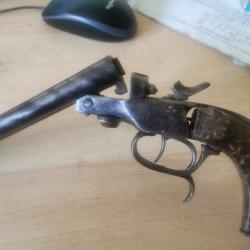 Pistolet &agrave; deux coups calibre 410 magnum 19&egrave;me si&egrave;cle.