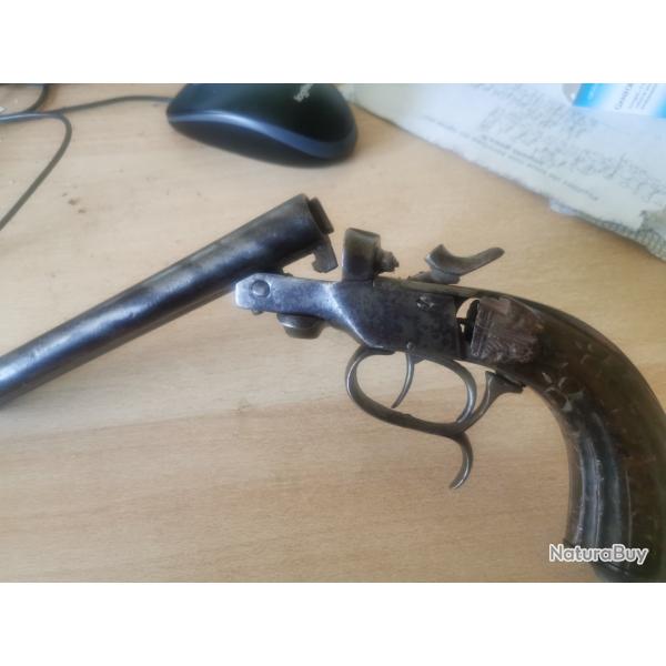 Pistolet � deux coups calibre 410 magnum 19�me si�cle.