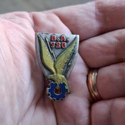 INSIGNE BA 726 NIMES ( BA NON PAS BE )