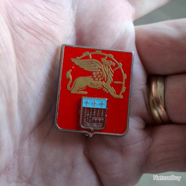 INSIGNE BA 722 SAINTES ( DELSART )