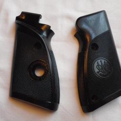 Plaquettes crosse "droitier"  pistolets 22 Lr - BERETTA  - mod&egrave;le 76 / 74 -