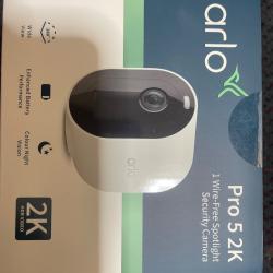 Lot de 2 cam&eacute;ras pro 5 2K ARLO