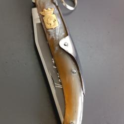 COUTEAU PALME, LE SABOT, THIERS, manche en CORNE, en tr&egrave;s bon &eacute;tat, jamais servi.