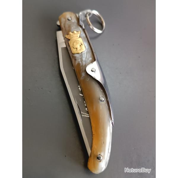 COUTEAU PALME, LE SABOT, THIERS, manche en CORNE, en tr�s bon �tat, jamais servi.