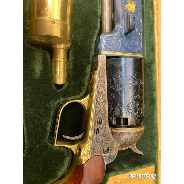 UBERTI 1847 WALKER FINITION BLUE CHARCOAL INCRUSTE OR ''PIECE UNIQUE'' a saisir