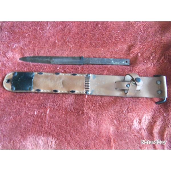 POIGNARD US A REMONTER