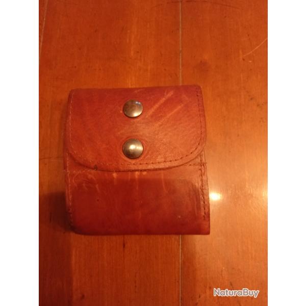 �tui pochette cuir 10 balles pour cal 9.3 ou300W ...ect