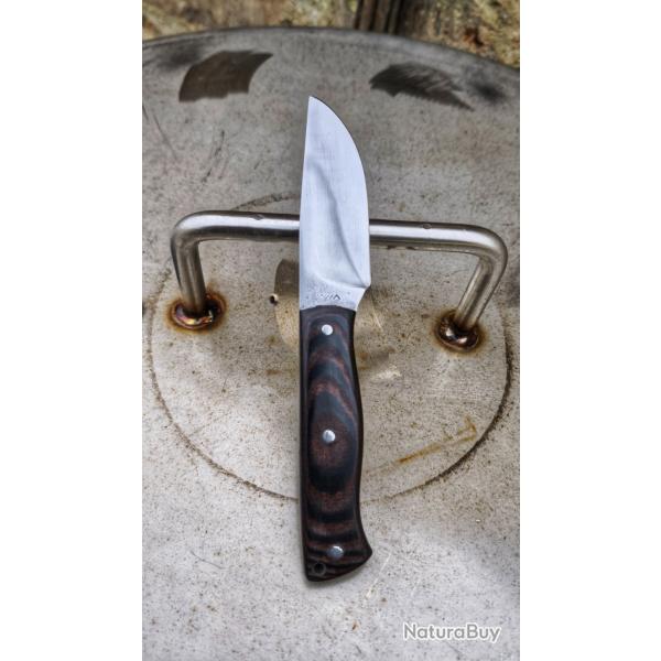 Couteau fixe utilitaire