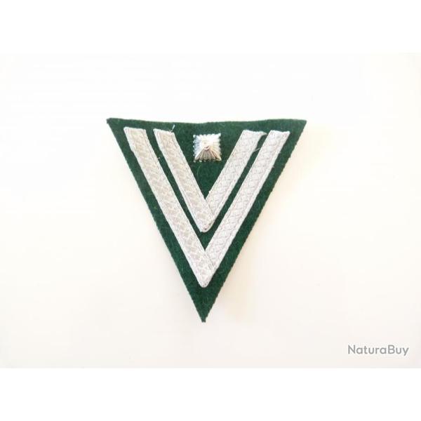 INSIGNE DE BRAS EN TISSU DE PREMIER CAPORAL-CHEF   MODELE 36