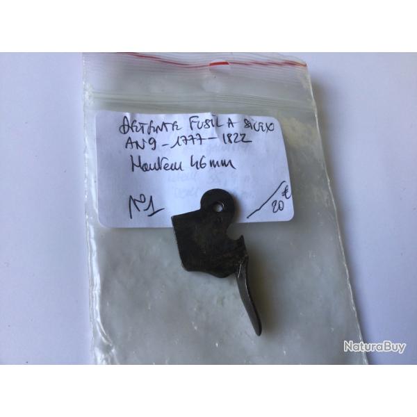 VENDU PAR LE-CUIRASSIER N�1 DETENTE DE FUSIL A SILEX MODELE AN9 -1777-DRAGON -1822 D'ORIGINE