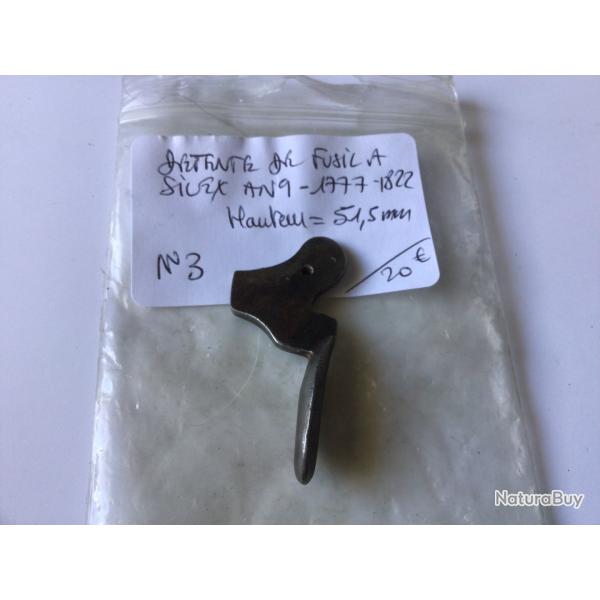 VENDU PAR LE-CUIRASSIER N� 3 DETENTE DE FUSIL A SILEX MODELE AN9 -1777-DRAGON -1822 D'ORIGINE