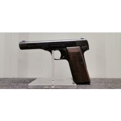 Pistolet FN Herstal 10/22 calibre 7.65  sous contr&ocirc;le allemand