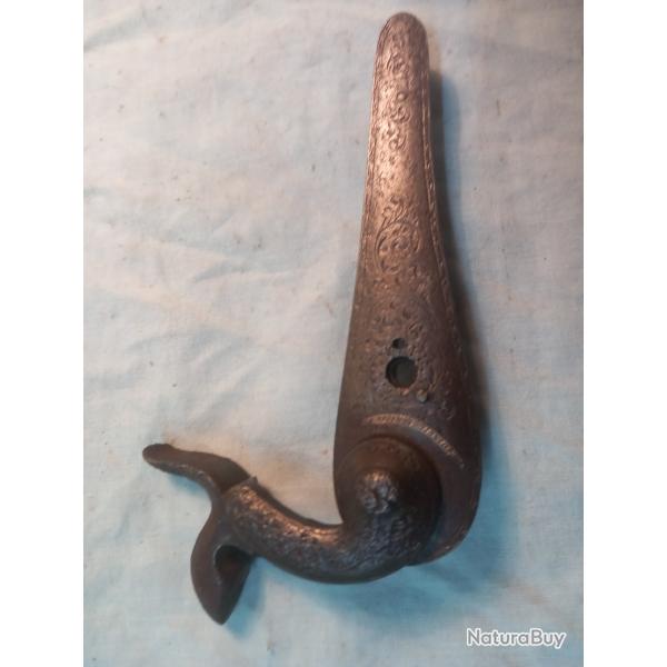 PLATINE CHASSE DITE   ARRIERE  19 EME