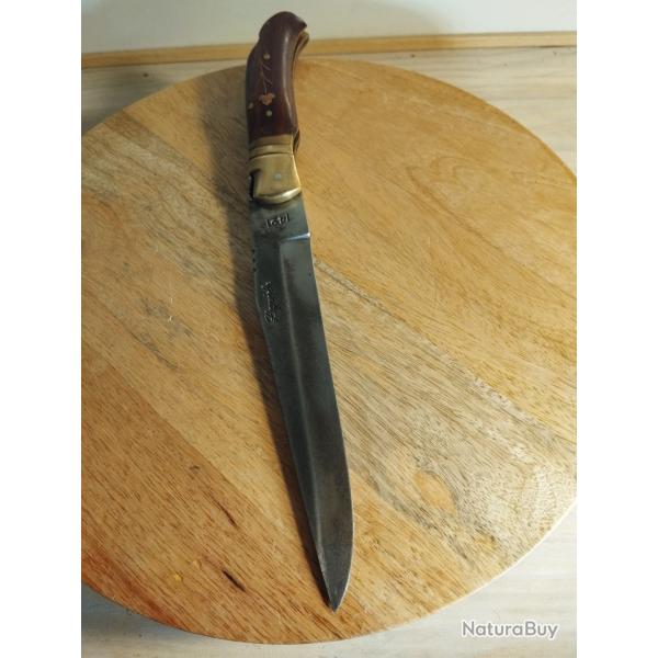 Couteau pliant de chasse Laguiole  mod�le 1421  lame longue  avec �tui cuir