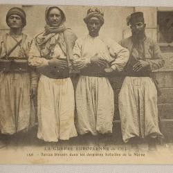 Carte postal Tirailleurs Alg&eacute;rien tenue tradition guerre 14/18 WW1
