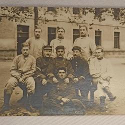 Carte photo soldats 108&egrave;me Infanterie pioupiou &agrave; la caserne guerre 14/18 WW1