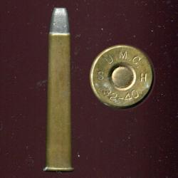 .32-40 Black Powder - marquage : UMC S H  32-40 - S H  = &eacute;tui base renforc&eacute;e - balle plomb calepin&eacute;e