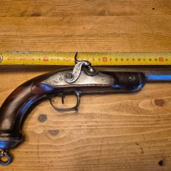 Pistolet de voyage &agrave; percussion XIX -&egrave;me