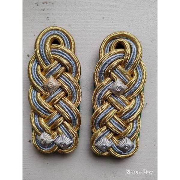 PAIRE DE PATTES D �PAULE DE  GENERAL   DE LA POLICE DE S�CURIT�