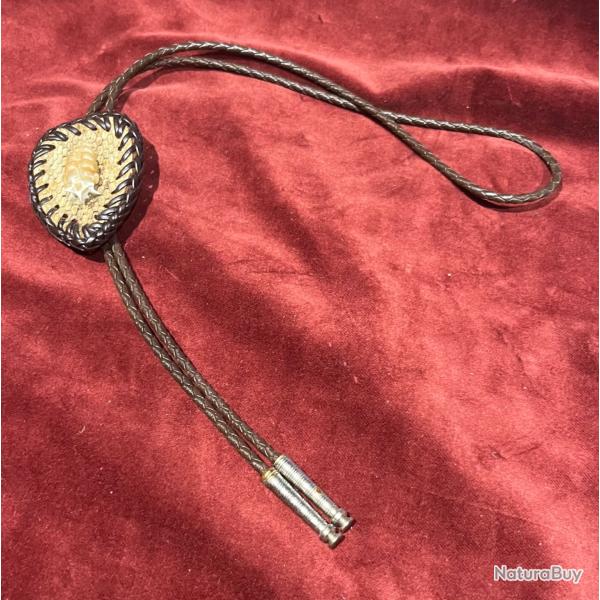 Magnifique bolo tie Rattlesnake serpent � sonnette