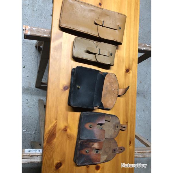 4 Portes chargeurs militaire anciens
