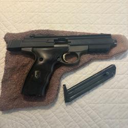pistolet browning buck mark