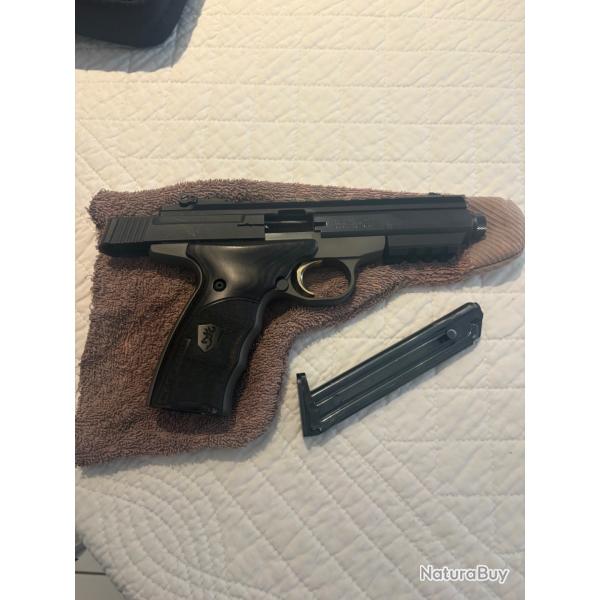pistolet browning buck mark