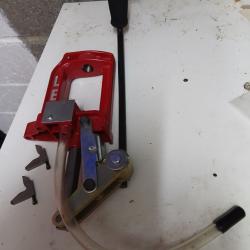 presse Lee Breech Lock challenger