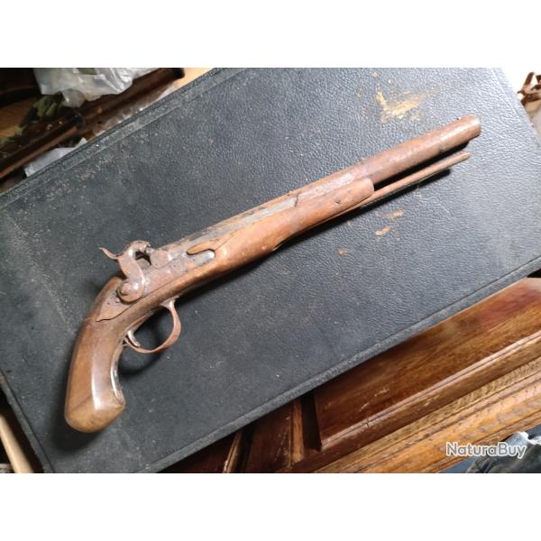 Pistolet � percussion