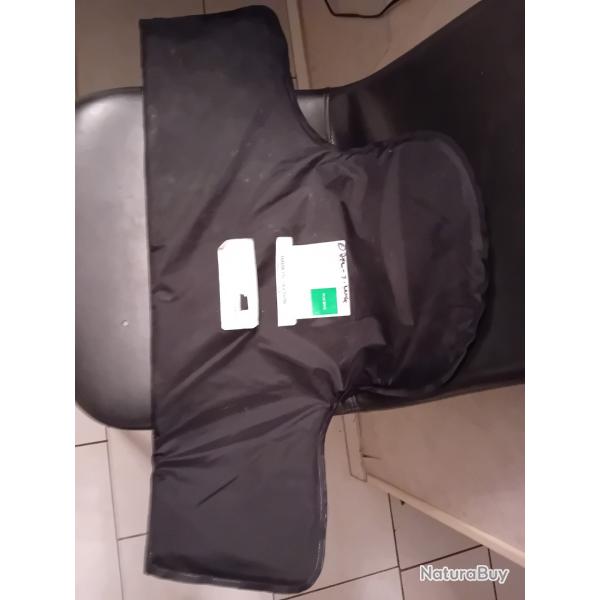 Ench�re 1 tr�s grande plaque balistique contre les armes de poings et les lames HAWK 50X35