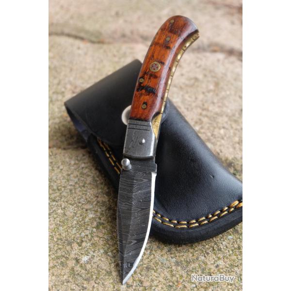 Beau Couteau Classic Damas Lame Drop Point 128 Couches Manche Bois Etui Cuir Linerlock F Artisanale