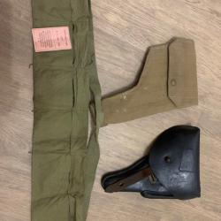 lot de deux holster et une cartouchi&egrave;re