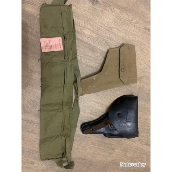 lot de deux holster et une cartouchi�re