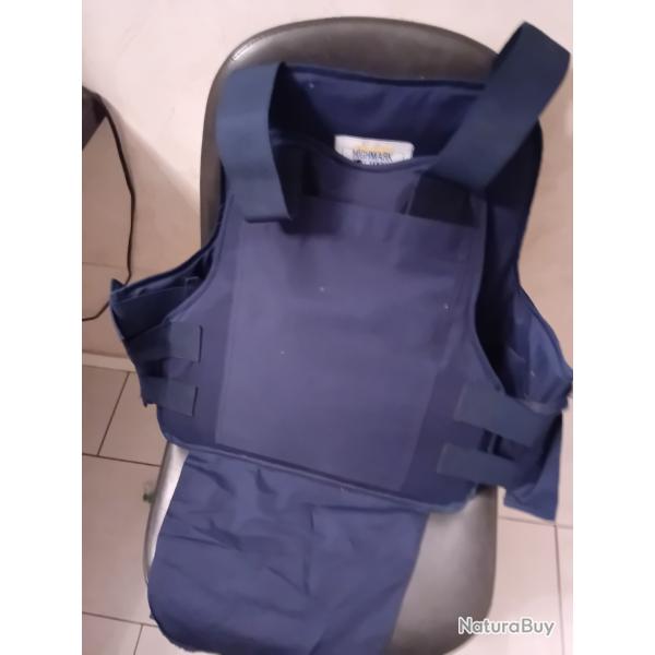 ENCHERE GILET PARE BALLES TRES DISCRET BLEU TAILLE L