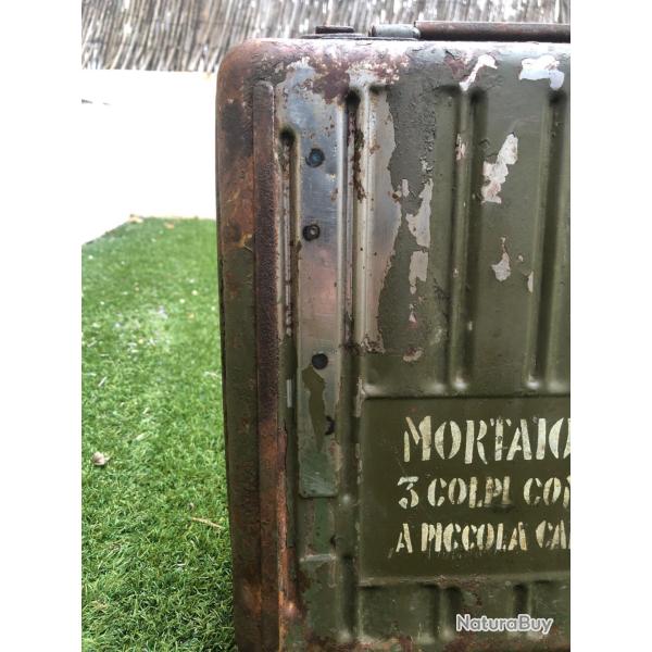 Caisse de transport de mortier Italien de 80mm ww2. Caisse vide sans munitions.