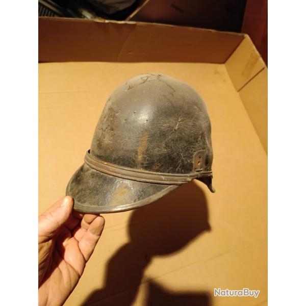 Ancien casque de pompier