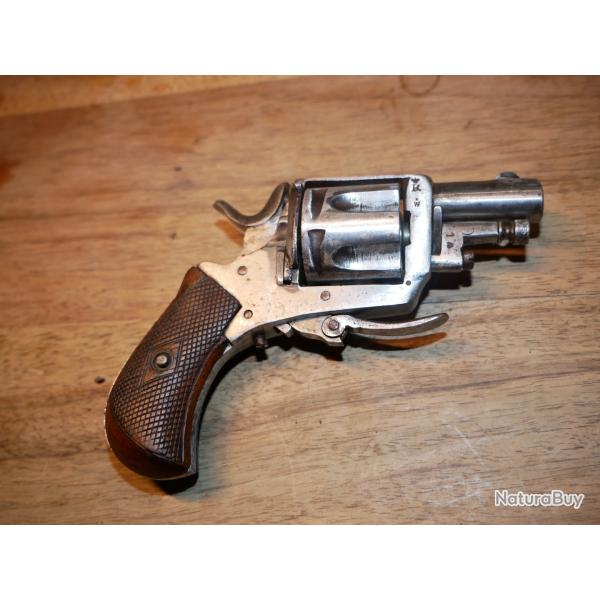 Revolver BULLDOG Li�geois en 320 bonne m�canique SA/DA