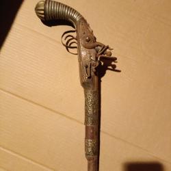 Pistolet &agrave; silex orient