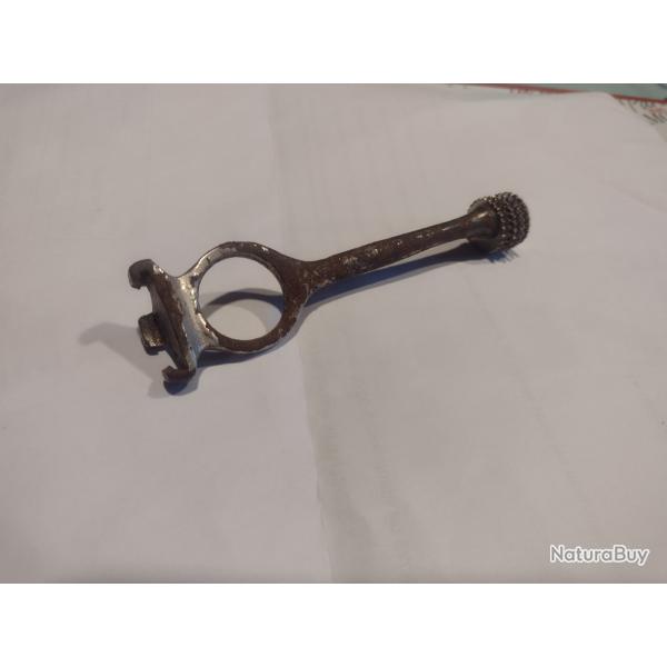 EXTRACTEUR , TIRE  CARTOUCHE