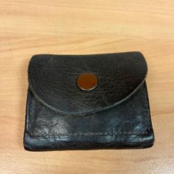 Etuis en cuir vintage pour munition diff&eacute;rent calibres. N7