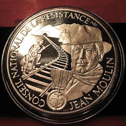 M&eacute;daille " Jean Moulin" sous capsule  TTB  diametre 40 mm