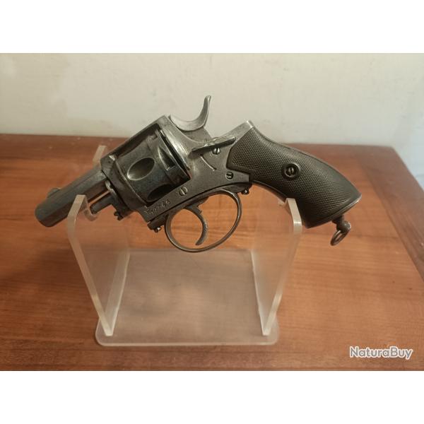 Rare a la vente Type constabulary autrichien venant des ateliers de joh peterlongo.Cal 320